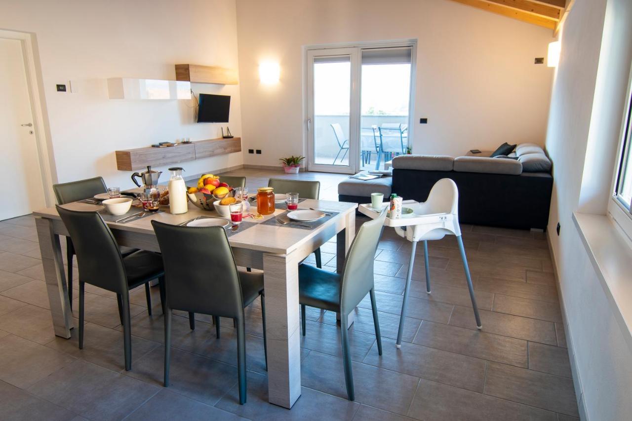 Ferienwohnung Attico Bella Vista Dubino Exterior foto